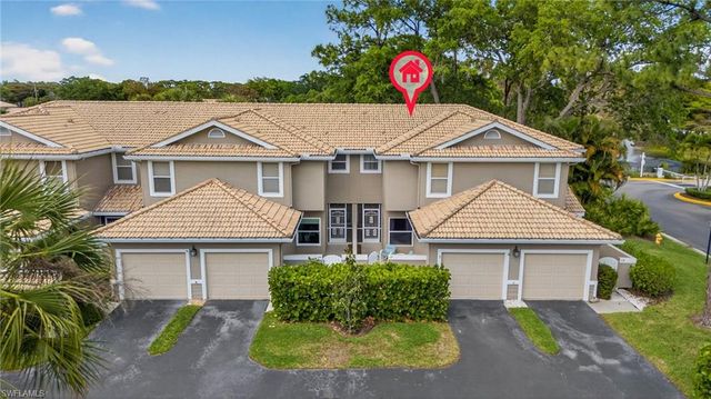 290 Emerald Bay CIR L7, Naples, FL 34110