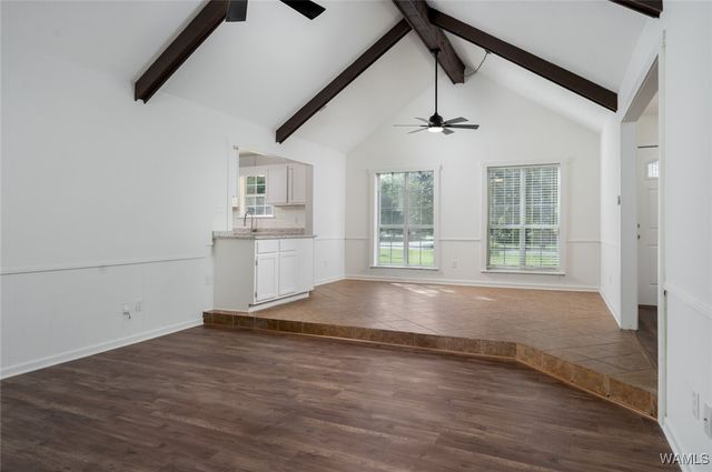 320 PINEVIEW NW, Fayette, AL 35555