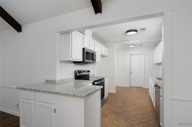 320 PINEVIEW NW, Fayette, AL 35555