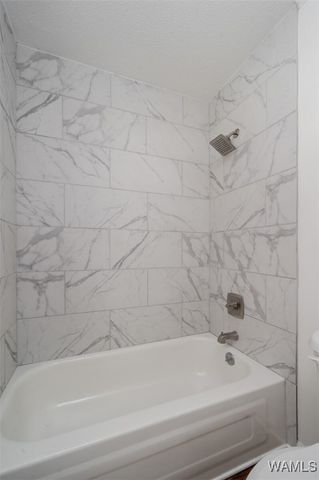 320 PINEVIEW NW, Fayette, AL 35555