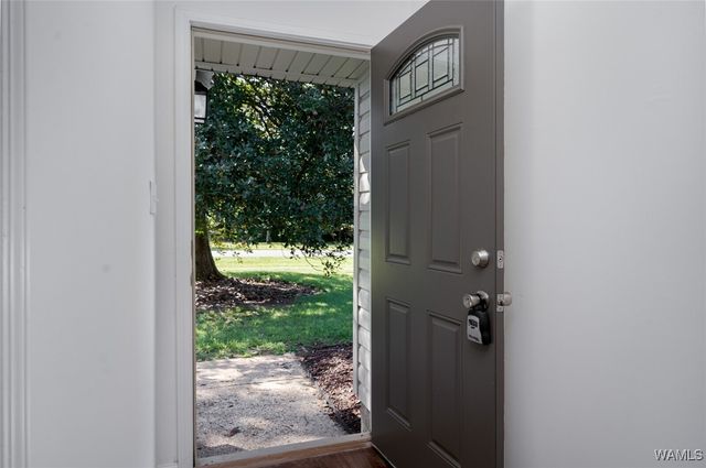 320 PINEVIEW NW, Fayette, AL 35555