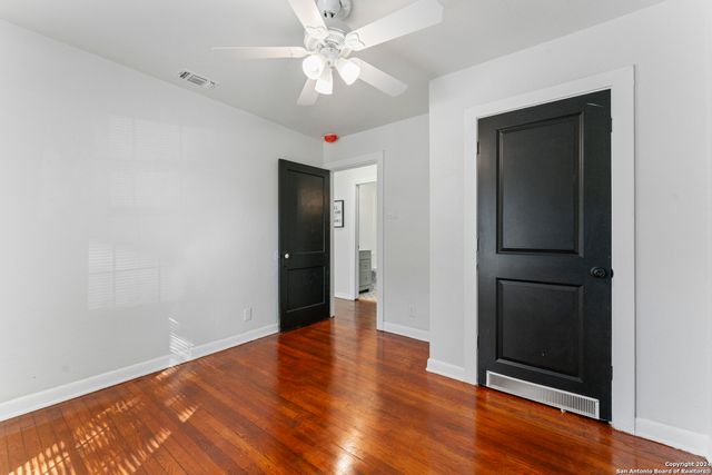 611 KIRK PL, San Antonio, TX 78225