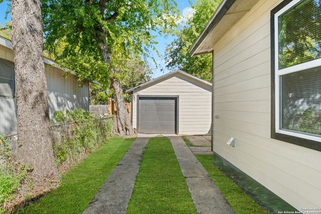 611 KIRK PL, San Antonio, TX 78225