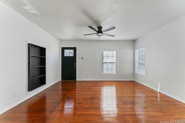 611 KIRK PL, San Antonio, TX 78225