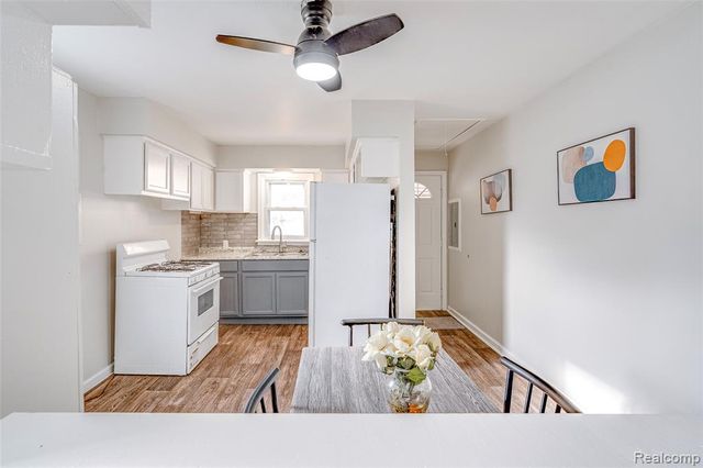 5961 Marvin Street, Taylor, MI 48180