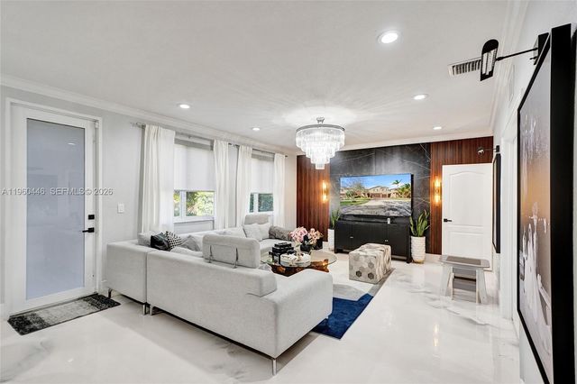 20456 NW 8th Ct, Miami Gardens, FL 33169