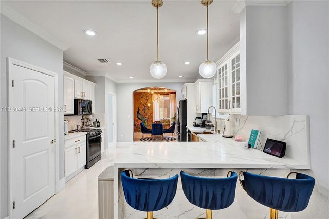 20456 NW 8th Ct, Miami Gardens, FL 33169