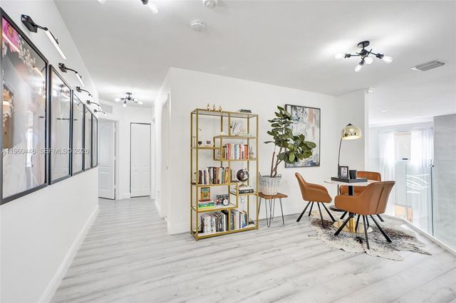 20456 NW 8th Ct, Miami Gardens, FL 33169