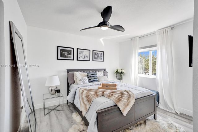 20456 NW 8th Ct, Miami Gardens, FL 33169