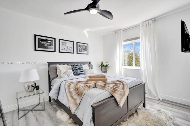 20456 NW 8th Ct, Miami Gardens, FL 33169