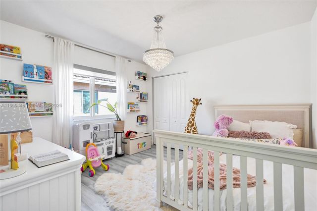 20456 NW 8th Ct, Miami Gardens, FL 33169