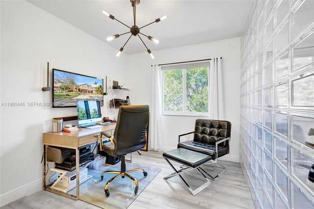 20456 NW 8th Ct, Miami Gardens, FL 33169