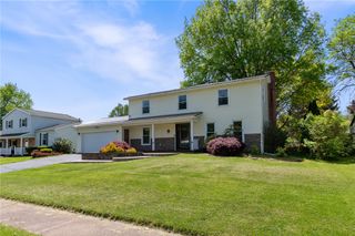 25 Spring Tree Lane, Greece, NY 14612