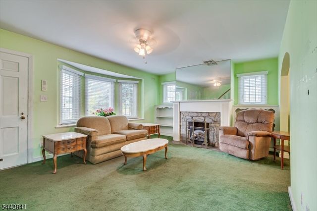 289 Hazel Pl, Union Twp., NJ 07083