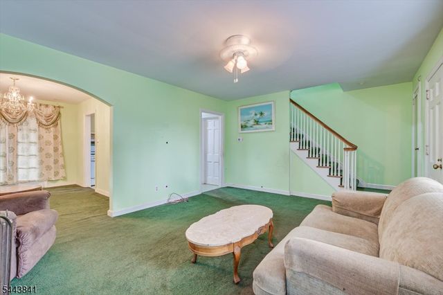 289 Hazel Pl, Union Twp., NJ 07083