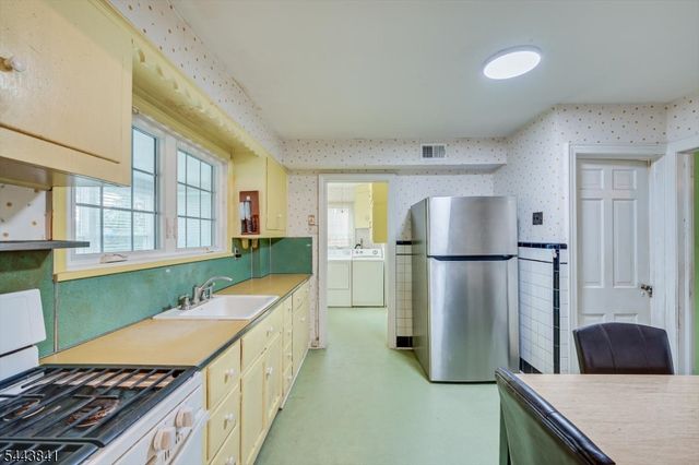 289 Hazel Pl, Union Twp., NJ 07083