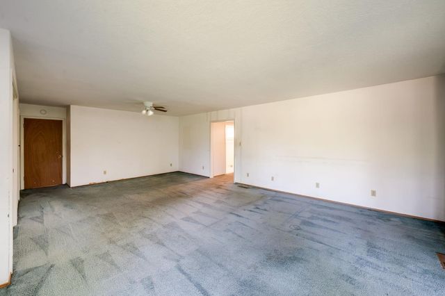 5437 Valhalla Dr, Carmichael, CA 95608