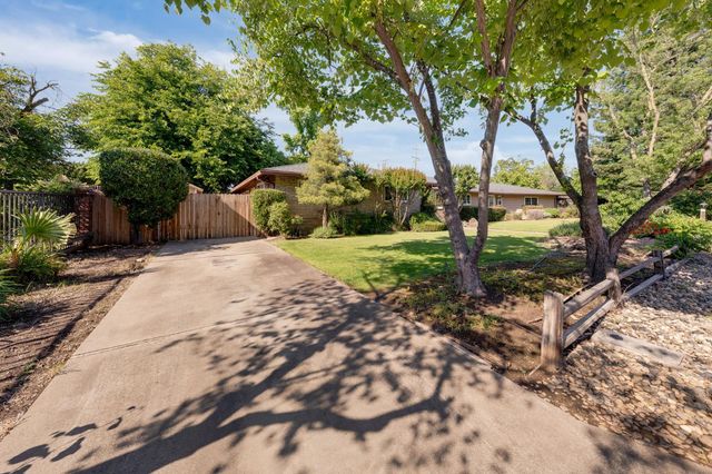 5437 Valhalla Dr, Carmichael, CA 95608
