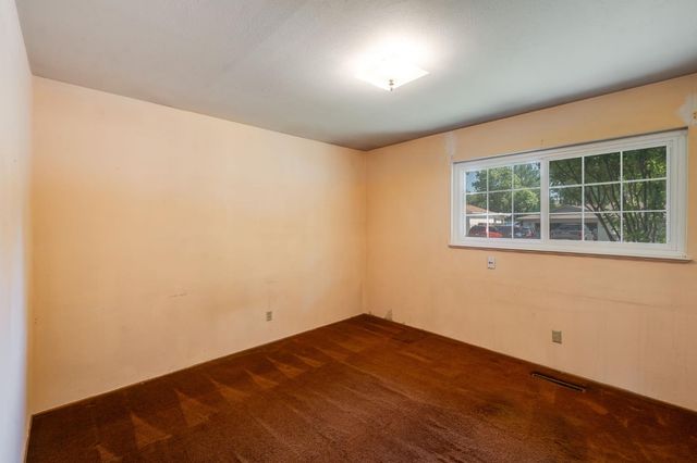 5437 Valhalla Dr, Carmichael, CA 95608