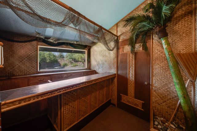 5437 Valhalla Dr, Carmichael, CA 95608