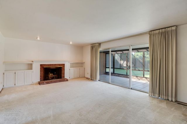 5437 Valhalla Dr, Carmichael, CA 95608