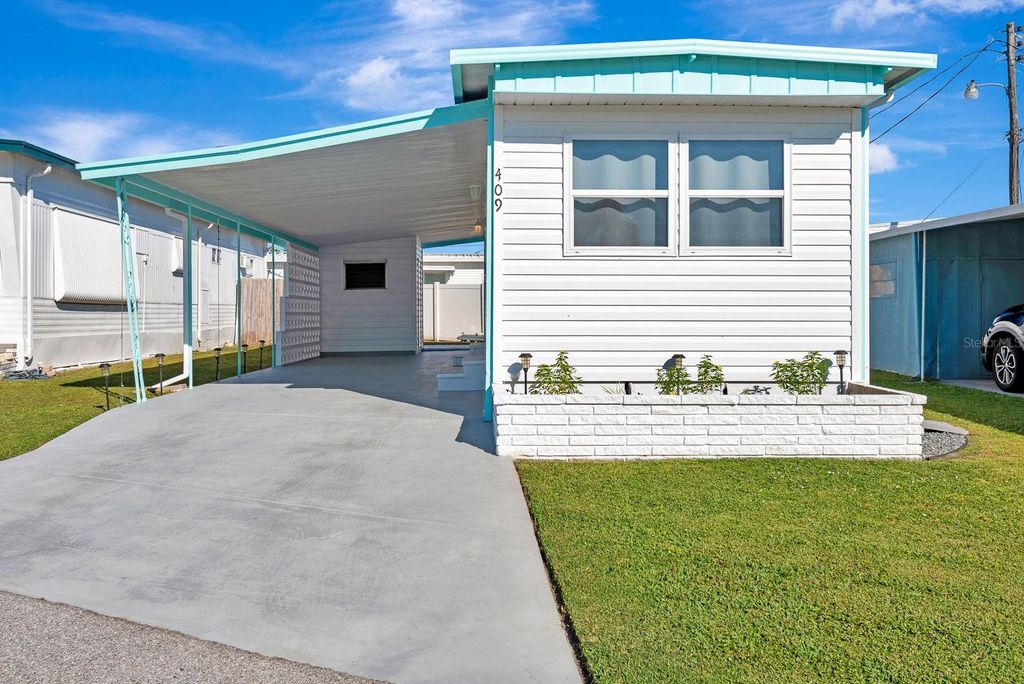 409 52ND AVENUE W, Bradenton, FL 34207