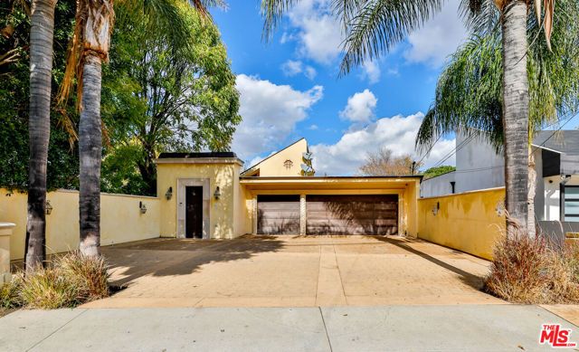 14839 Valley Vista Boulevard, Sherman Oaks, CA 91403