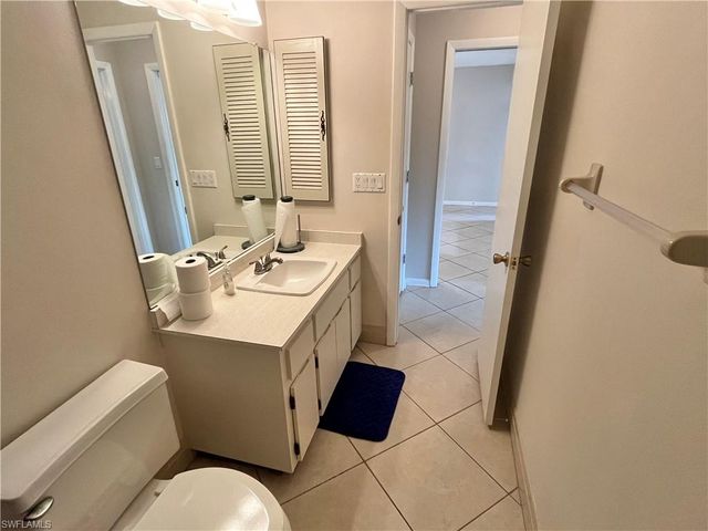 6986 Winkler RD, Fort Myers, FL 33919