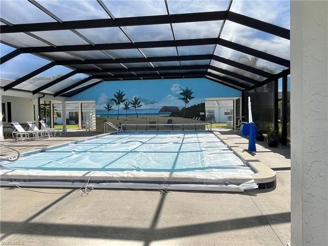 6986 Winkler RD, Fort Myers, FL 33919