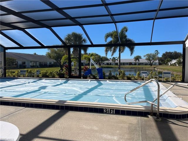 6986 Winkler RD, Fort Myers, FL 33919