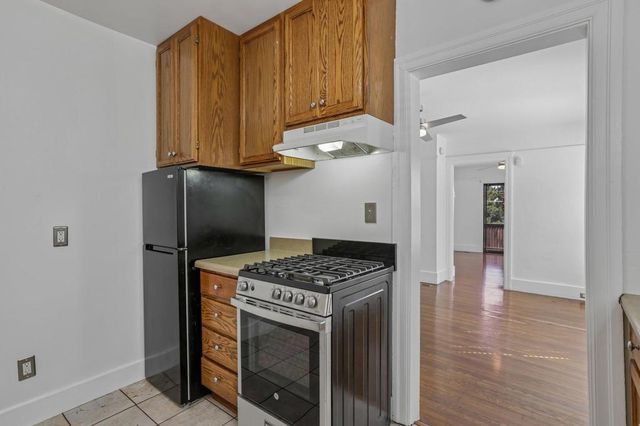 4844 Daisy Street, Oakland, CA 94619