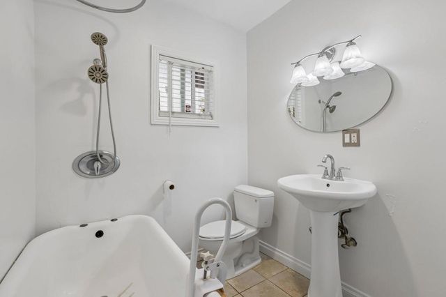 4844 Daisy Street, Oakland, CA 94619