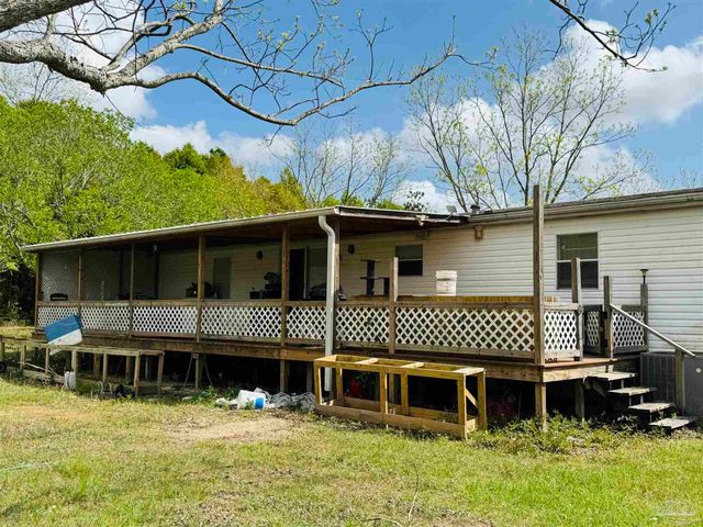 5568 Forest Hills Ln, Milton, FL 32570