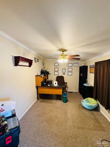 5568 Forest Hills Ln, Milton, FL 32570