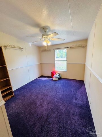 5568 Forest Hills Ln, Milton, FL 32570