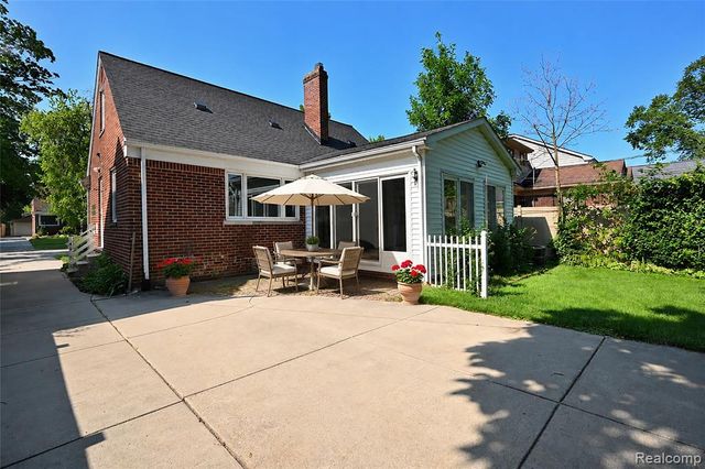 2453 Windemere Road, Birmingham, MI 48009