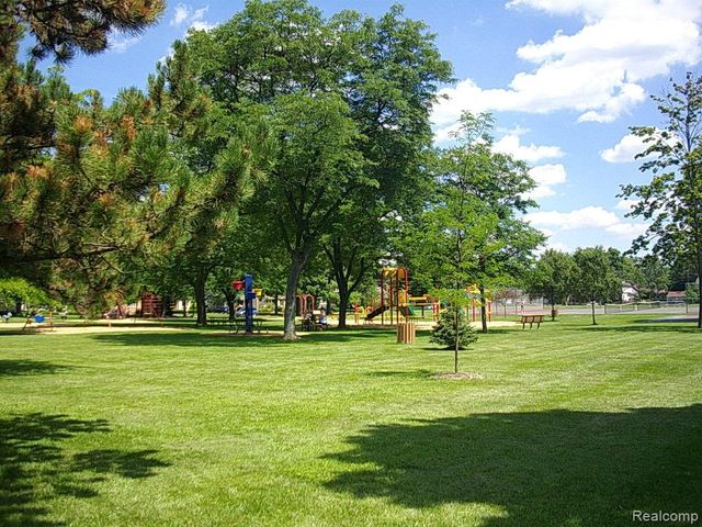 2453 Windemere Road, Birmingham, MI 48009