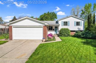 38743 Arcola Drive, Sterling Heights, MI 48312