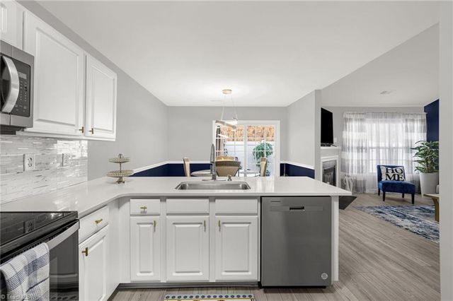 1328 Crosswinds Drive, High Point, NC 27265