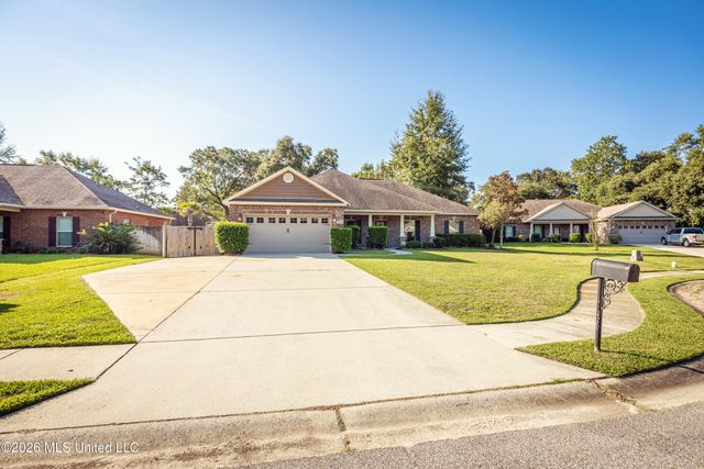 1019 Cardinal Cove, Ocean Springs, MS 39564