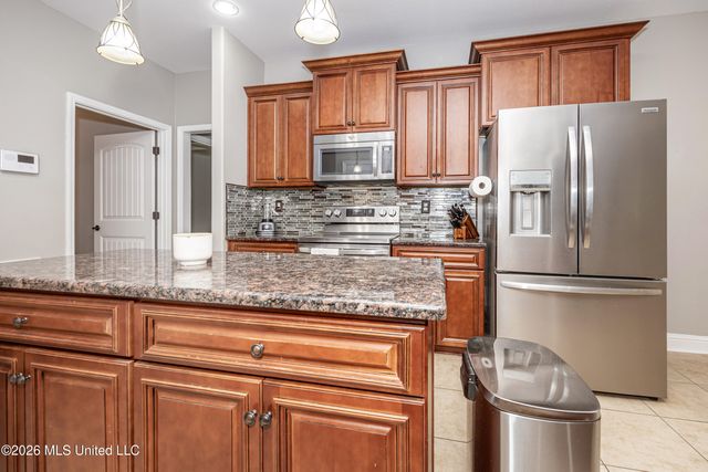 1019 Cardinal Cove, Ocean Springs, MS 39564