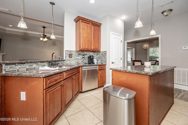 1019 Cardinal Cove, Ocean Springs, MS 39564