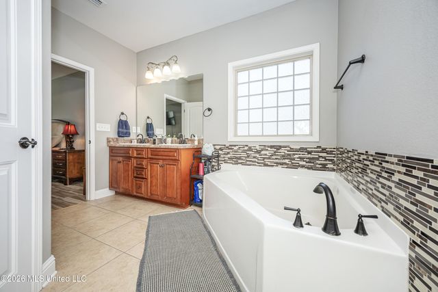 1019 Cardinal Cove, Ocean Springs, MS 39564