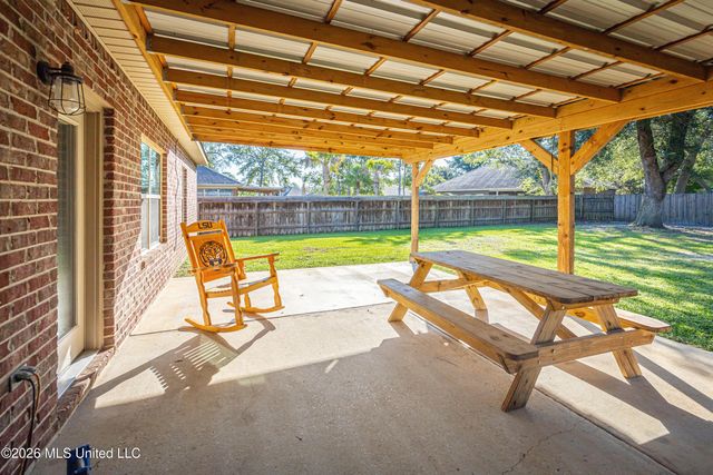 1019 Cardinal Cove, Ocean Springs, MS 39564