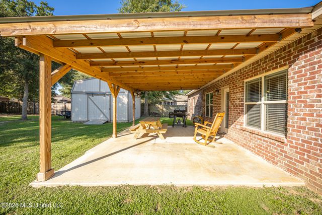 1019 Cardinal Cove, Ocean Springs, MS 39564