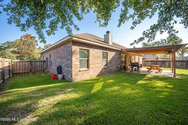 1019 Cardinal Cove, Ocean Springs, MS 39564