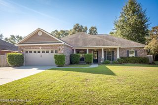 1019 Cardinal Cove, Ocean Springs, MS 39564