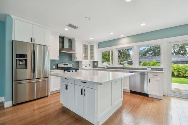 340 MEHLENBACHER ROAD, Belleair, FL 33756