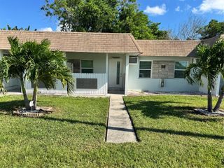 56 B STREET 2, Madeira Beach, FL 33708