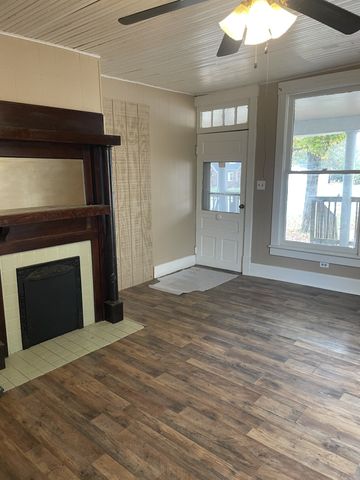 138 S Main St, Cornersville, TN 37047